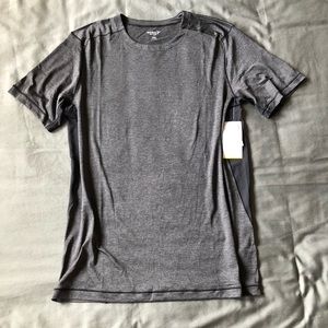 Old Navy Active Short Sleeve
